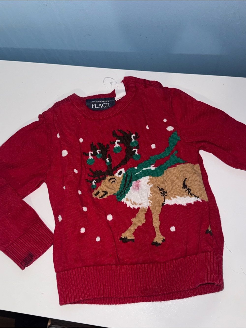 Children place Christmas Sweater